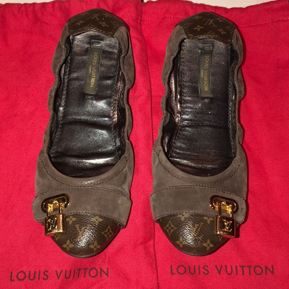 Louis Vuitton Ballet Flats Size 36